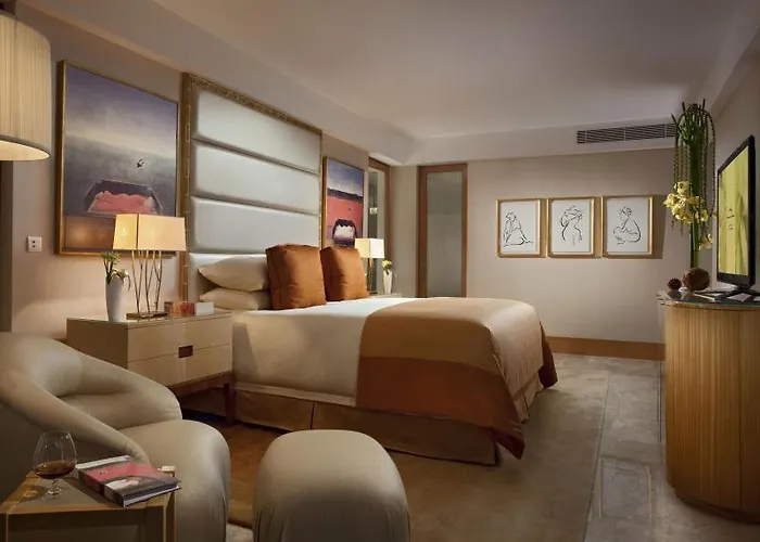 The Mulia 5*