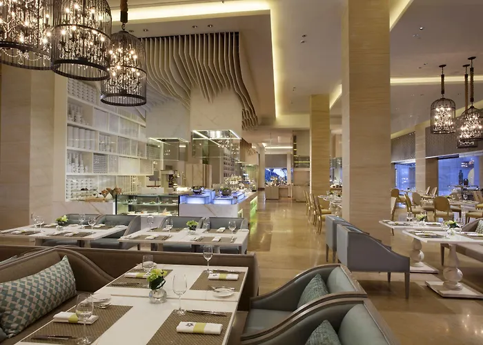 Hotel The Mulia 5*