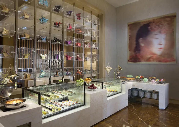The Mulia 5*