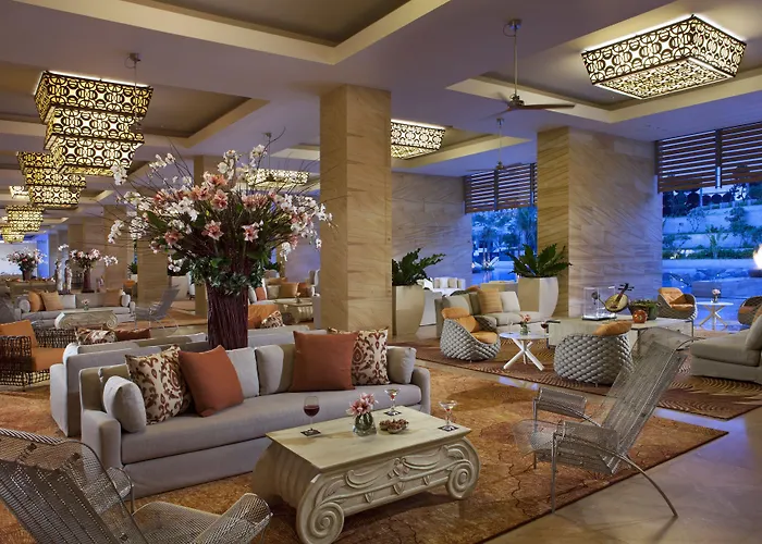 Hotel The Mulia 5*