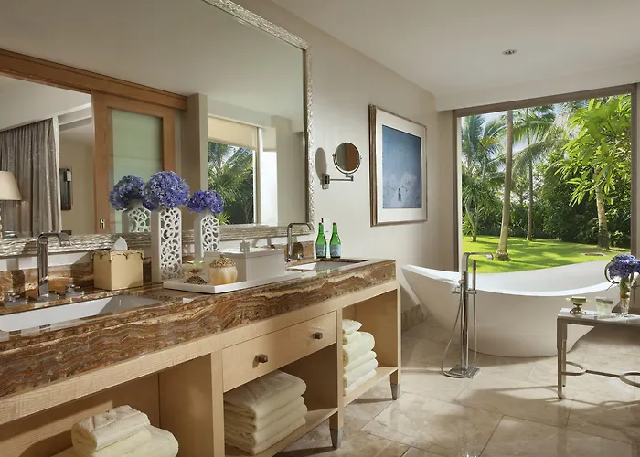 The Mulia 5* Nusa Dua (Bali)